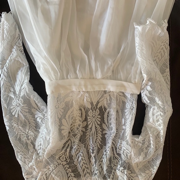 Long Sleeve Backless Lace Wedding Dress - Picture 7 of 16